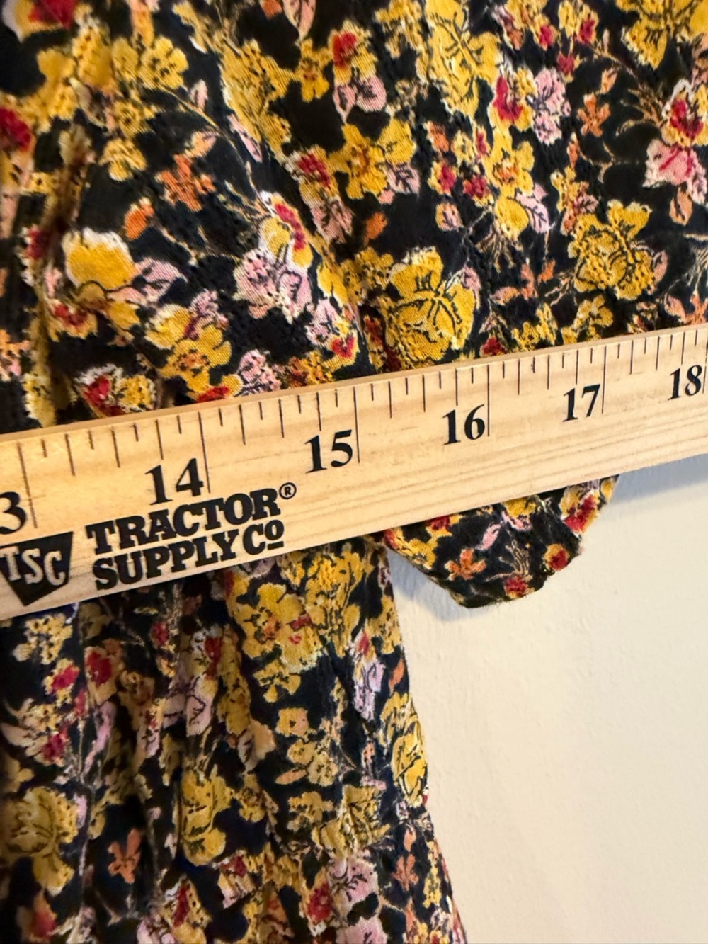 Piper and Scoot Black Floral V-Neck Dress with pockets Size small - Picture 11 of 11